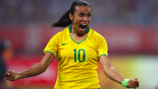Marta har blivit vald till världens bästa fotbollsspelare fem år i rad